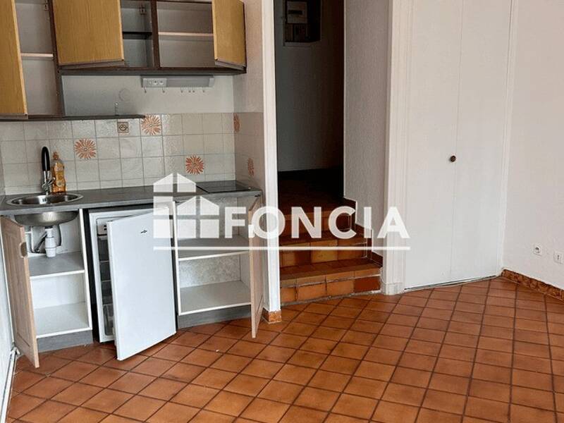 Maison à louer, 25m², SAINT MANDRIER SUR MER