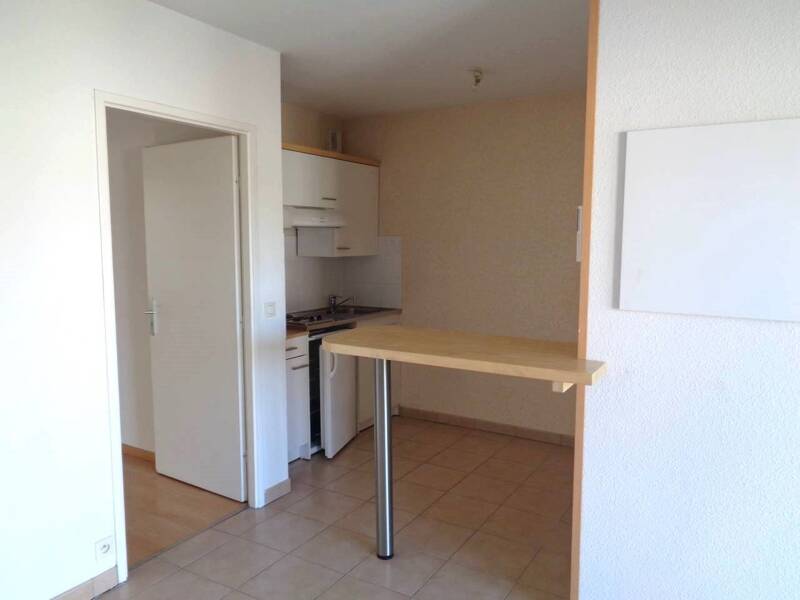 Maison à louer, 36m², OBJAT