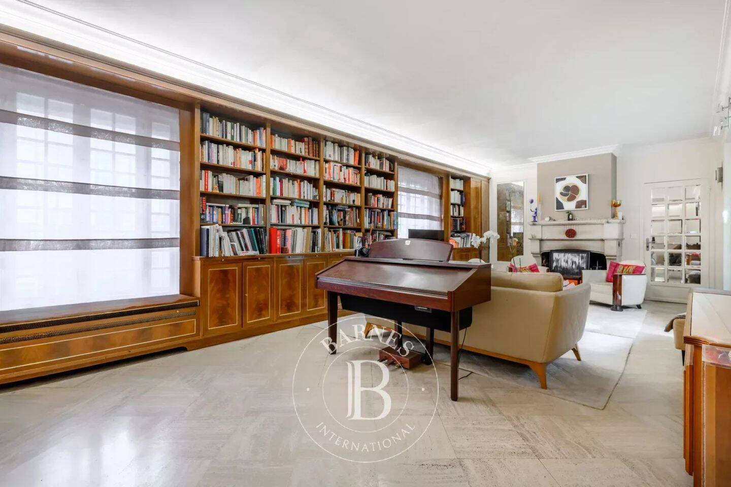 Maison à vendre, 240m², SAINT MAUR DES FOSSES
