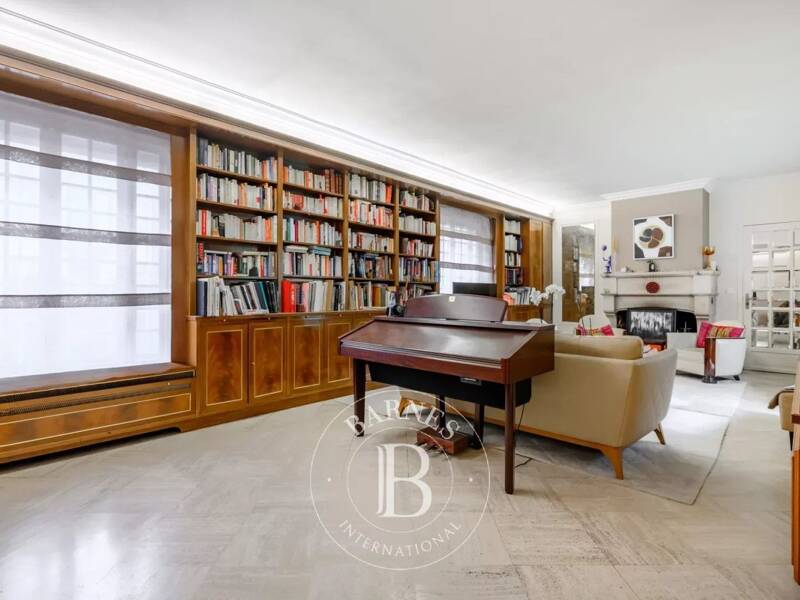 Maison à vendre, 240m², SAINT MAUR DES FOSSES