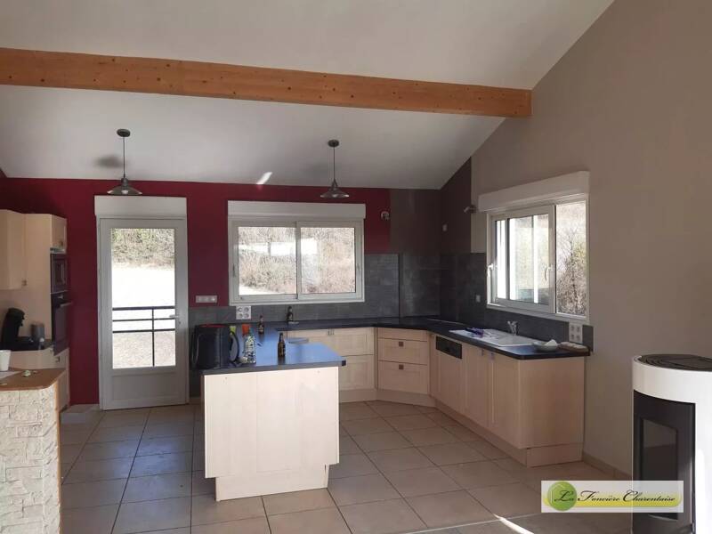 Maison à louer, 145m², RUELLE SUR TOUVRE