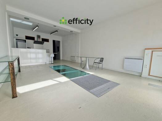 Appartement à vendre 245 000 € 2 pièces 1 chambre 73 m² RDC/1 Rousset 13790