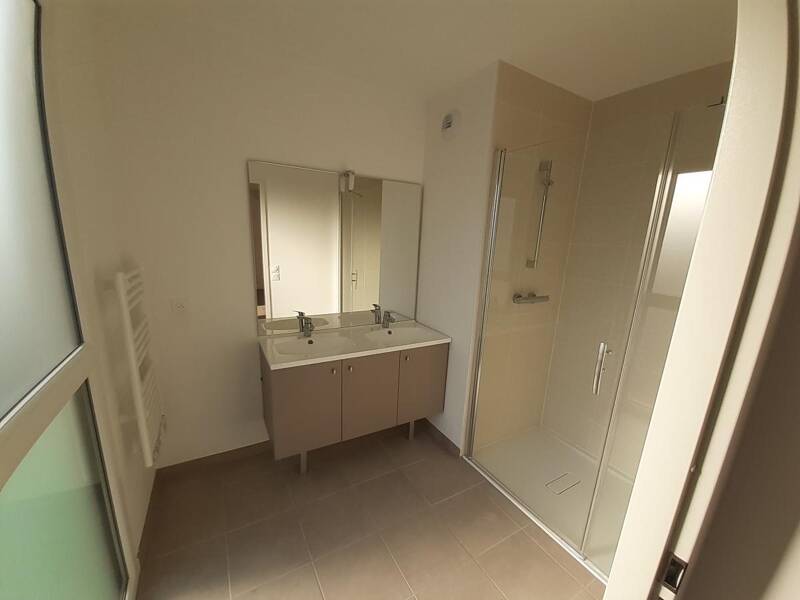 Maison à louer, 117m², FRANQUEVILLE SAINT PIERRE