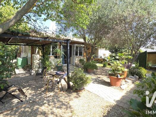 Maison de plain-pied à vendre 270 000 € 5 pièces 3 chambres 126 m² 700 m² de terrain Gajan 30730