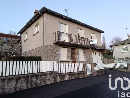 Maison à vendre 97 000 € 5 pièces 4 chambres 127 m² 607 m² de terrain Marmanhac 15250