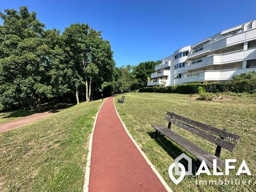 Appartement à vendre 399 000 € 3 pièces 2 chambres 82 m² Étage 2/3 Bas Montmorency Centre Montmorency 95160