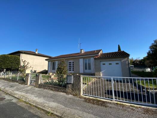 Maison à louer 800 € 3 pièces 2 chambres 73,2 m² 260 m² de terrain Les Monges-Le Corporal Castres 81100