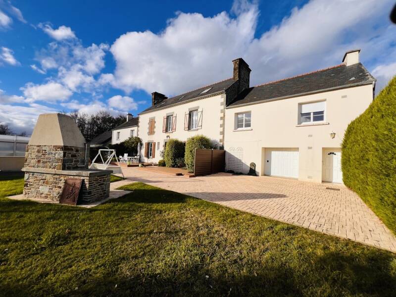 Maison à vendre, 358m², ROZ LANDRIEUX