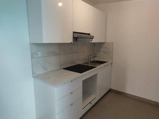 Appartement à louer 695 € 2 pièces 1 chambre 36,55 m² RDC Centre Nord Tournan-en-Brie 77220