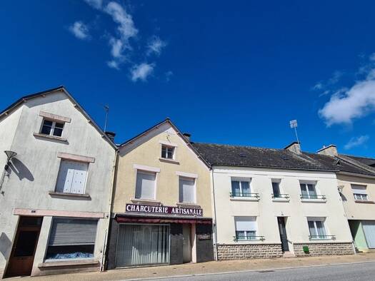 Maison à vendre 125 000 € 5 pièces 3 chambres 135,36 m² 20 m² de terrain Le Croisty 56540