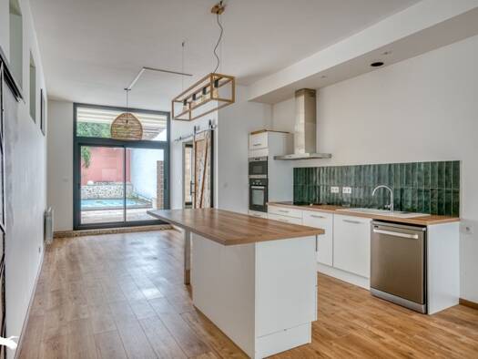 Maison à vendre 197 600 € 4 pièces 3 chambres 151 m² 161 m² de terrain Sainte Catherine Villeneuve-sur-Lot 47300