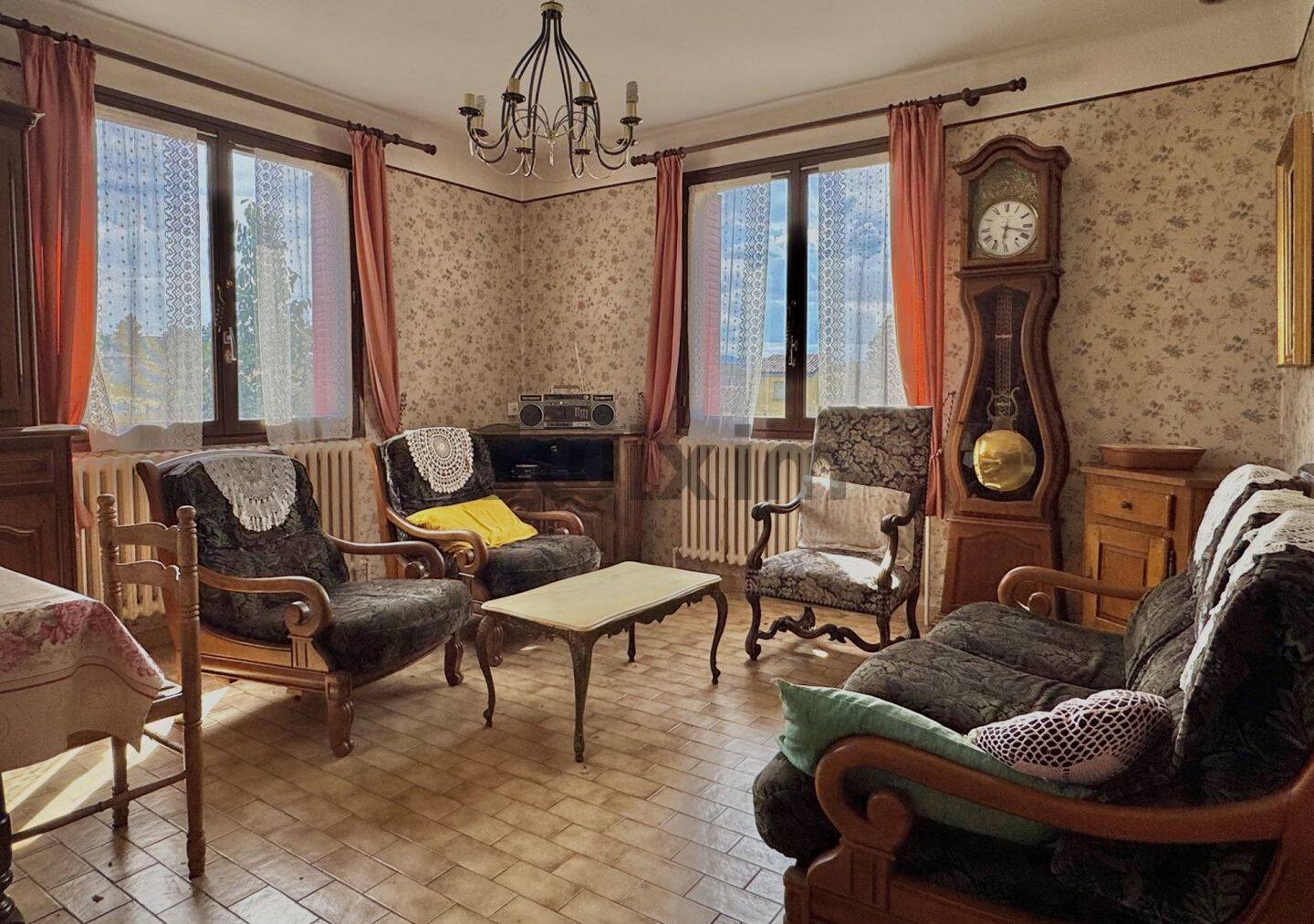 Maison à vendre, 108m², SAINT JULIEN LES ROSIERS