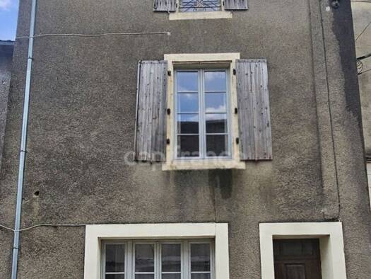 Maison à vendre 59 000 € 6 pièces 4 chambres 138 m² 84 m² de terrain La Mara Parthenay 79200