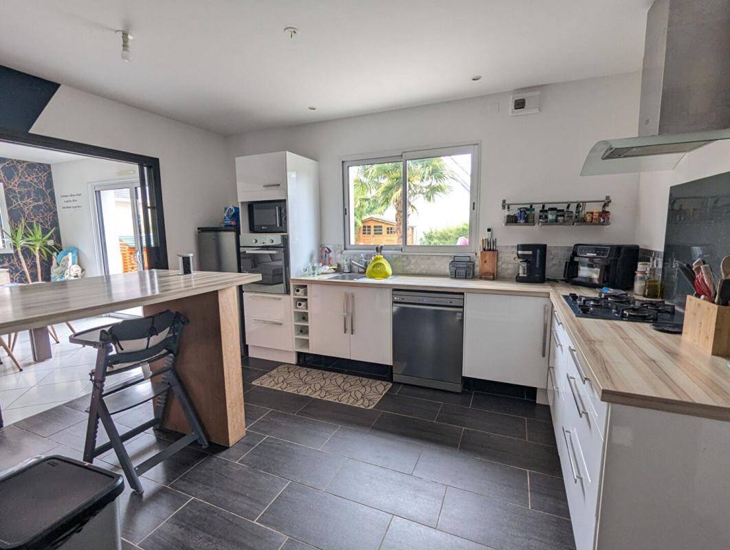 Maison à vendre, 135m², SAINTE ANNE SUR BRIVET