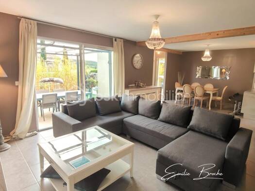 Maison jumelée à vendre 218 000 € 4 pièces 3 chambres 98 m² Visan 84820