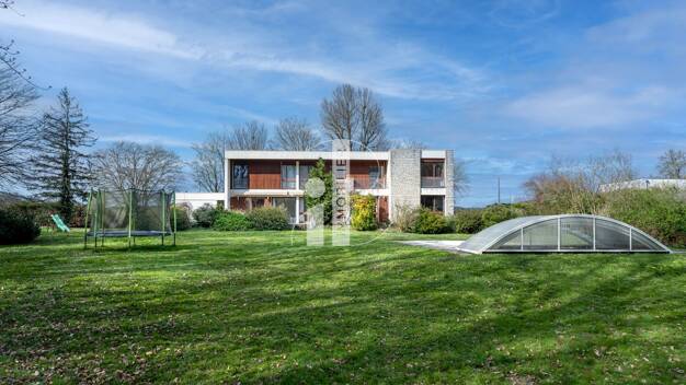 Maison à vendre 1 090 000 € 10 pièces 8 chambres 341 m² 7 805 m² de terrain Fontainebleau 77300