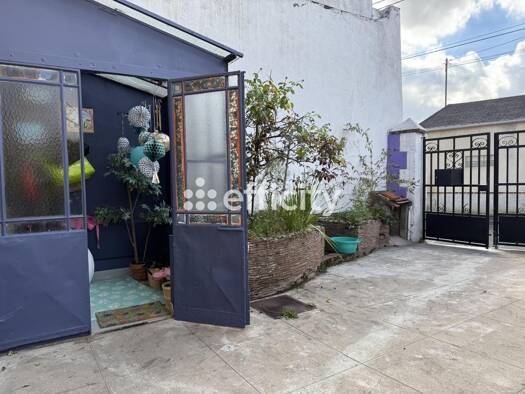 Maison de ville à vendre 314 000 € 5 pièces 3 chambres 133,5 m² 1 062 m² de terrain Acacias-Bannier-Groues Orléans 45000