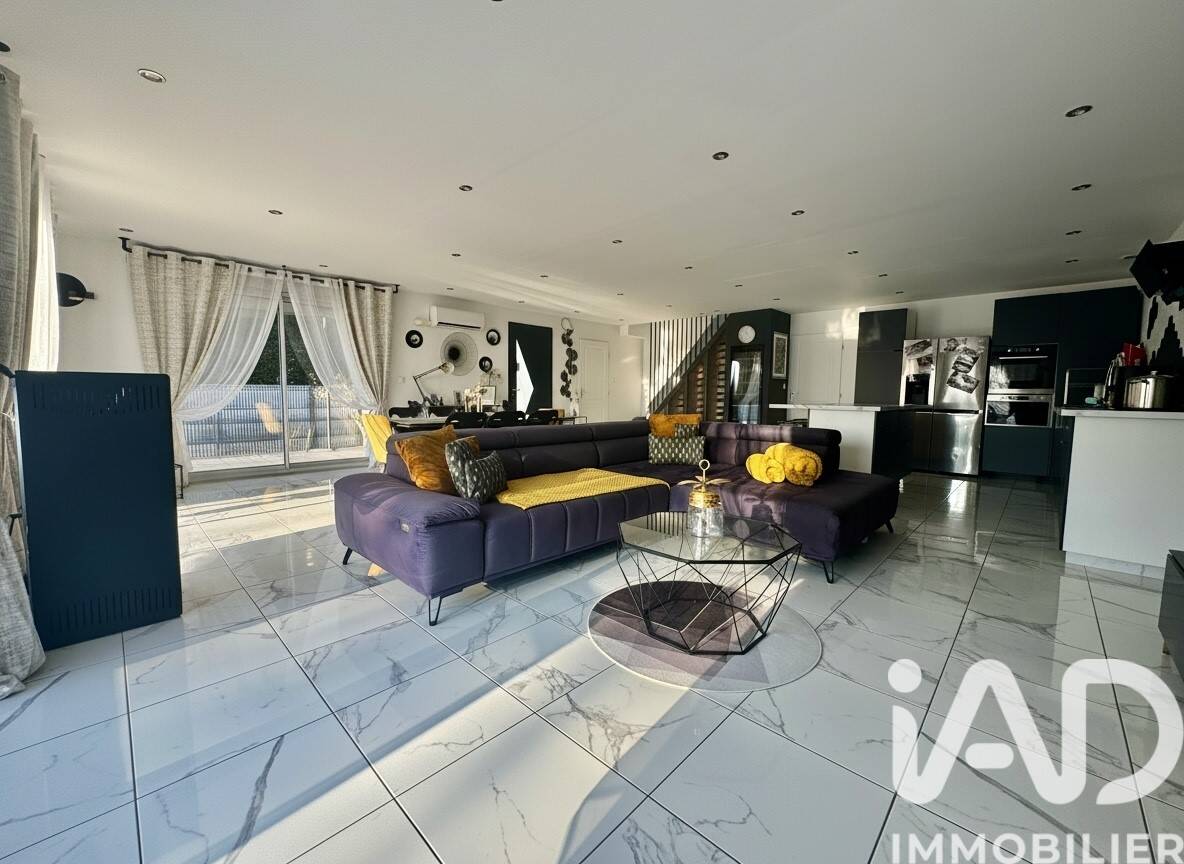 Maison à vendre, 145m², PONT SUR YONNE