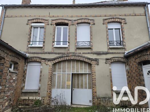 Duplex à vendre 140 000 € 4 pièces 3 chambres 86 m² Étage 1/1 Briand Leclerc Sens 89100