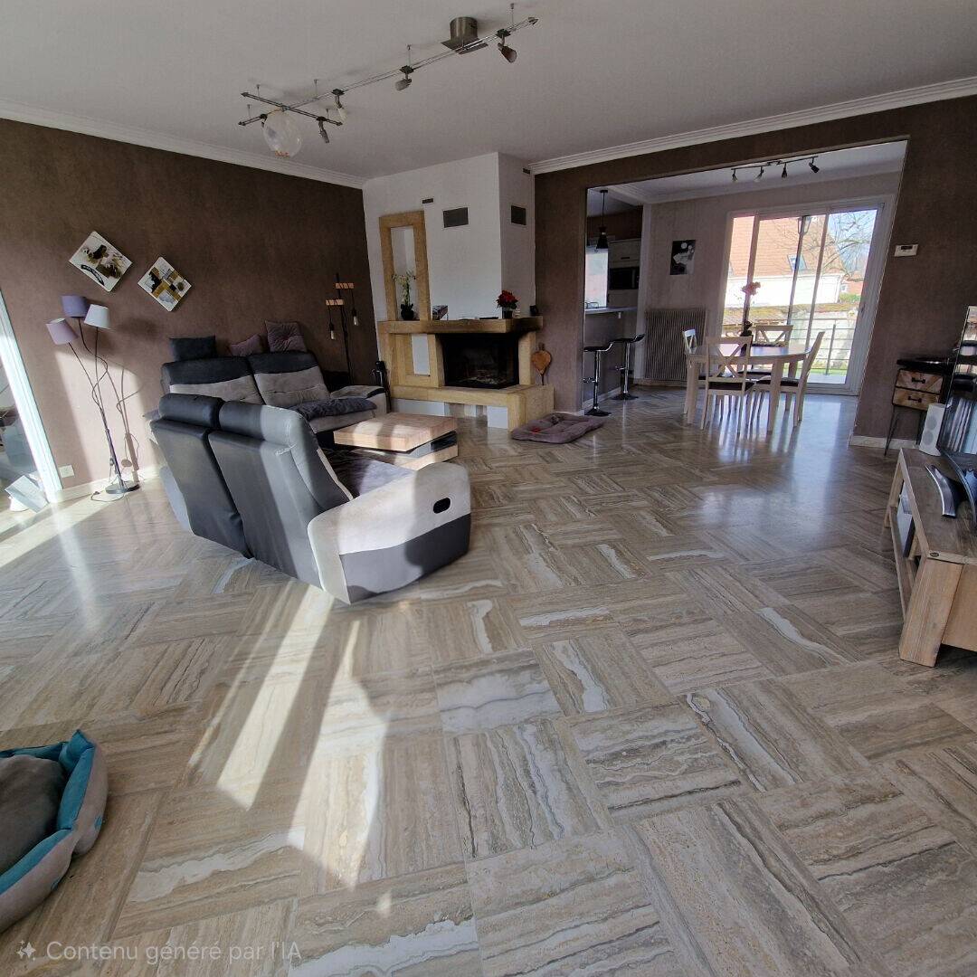 Maison à vendre, 240m², LA CHAPELLE EN SERVAL