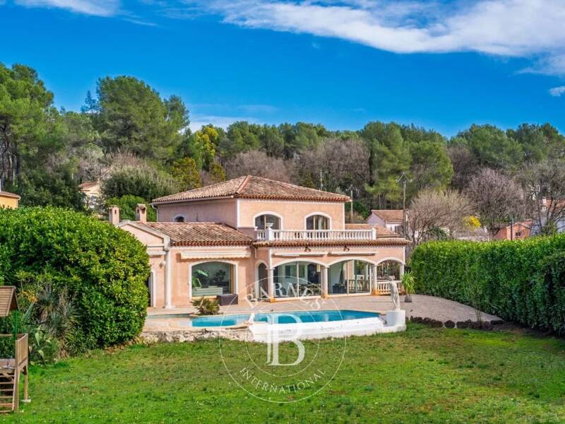 Maison à vendre, 240m², ROQUEFORT LES PINS