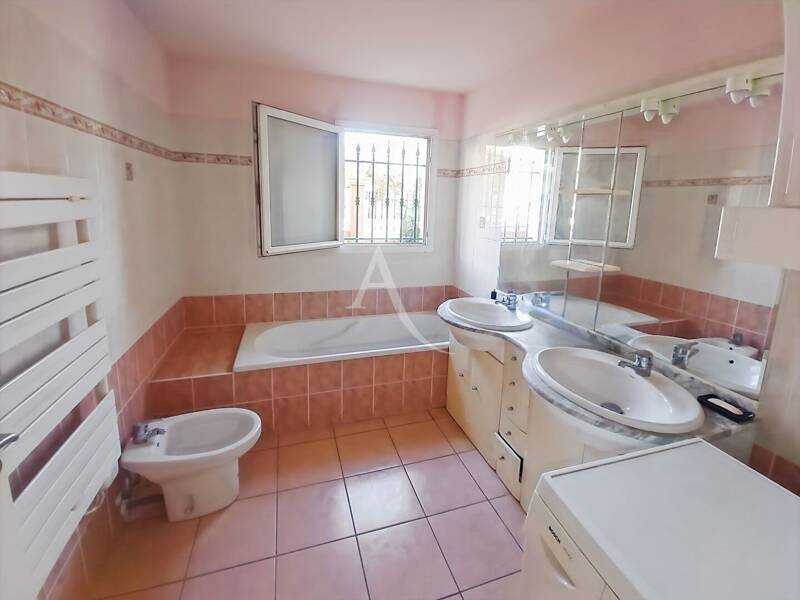 Maison à vendre, 60m², CARQUEIRANNE