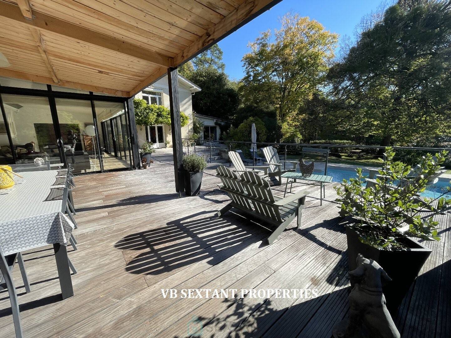 Maison à vendre, 265m², LATRESNE