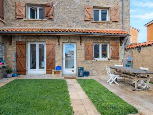 Duplex à vendre 399 000 € 7 pièces 5 chambres 175 m² 2ème étage Soucieu-en-Jarrest 69510