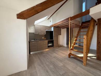 Duplex à louer 620 € 3 pièces 2 chambres 60 m² 3ème étage Centre République Armentières 59280
