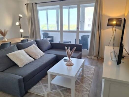 Colocation à louer 1 900 € 5 pièces 4 chambres 100 m² Étage 6/6 Activités Orléans 45100