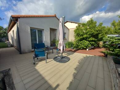 Maison de plain-pied à vendre 359 000 € 5 pièces 4 chambres 108 m² 730 m² de terrain Mondonville 31700
