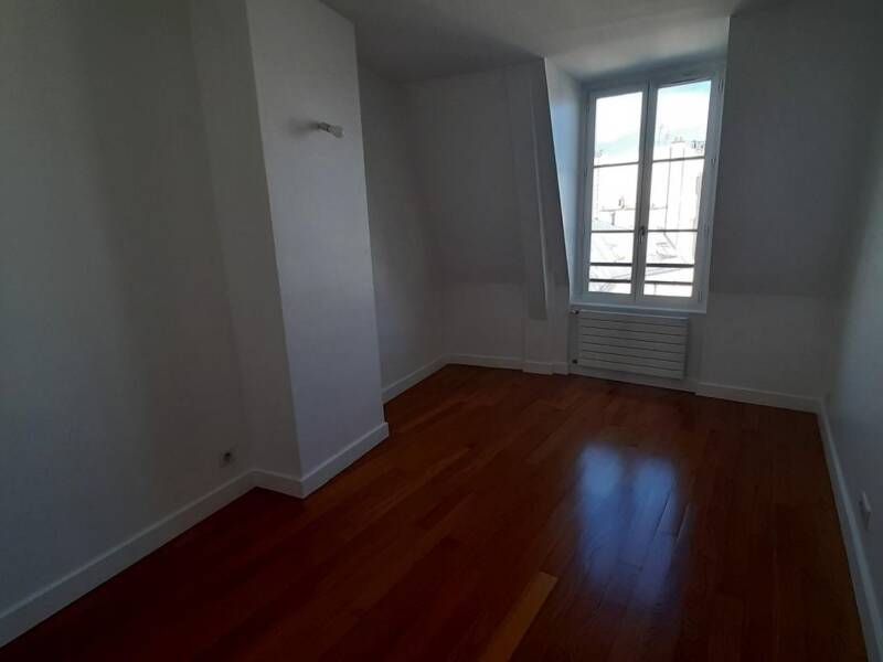 Maison à louer, 94m², PARIS 16E