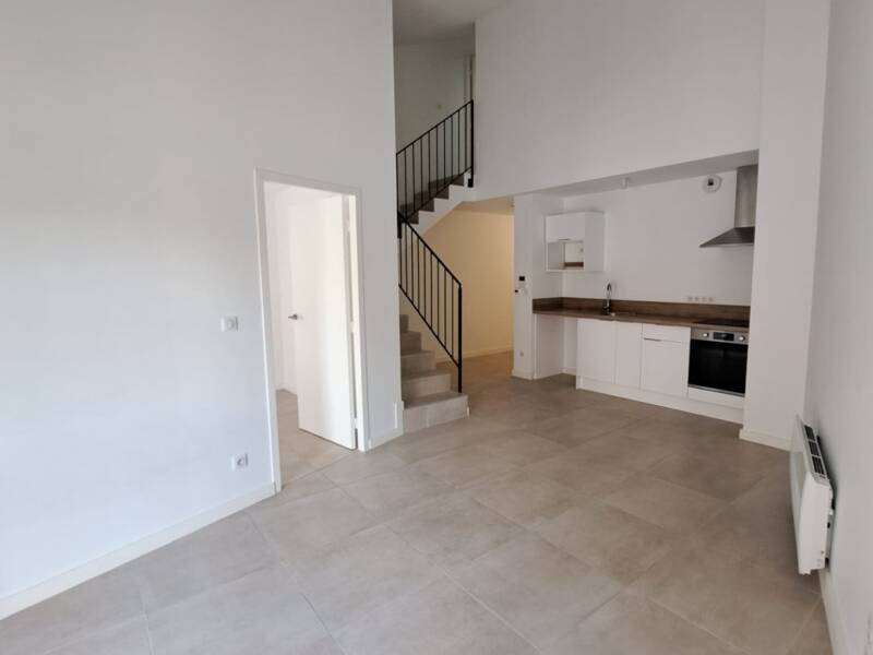 Maison à louer, 56m², ROQUEVAIRE