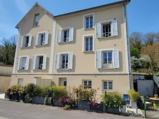 Appartement à vendre 135 000 € 3 pièces 2 chambres 50,7 m² RDC/2 Aulnay-sur-Mauldre 78126