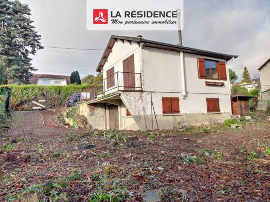 Maison de plain-pied à vendre 230 000 € 2 pièces 1 chambre 40 m² 475 m² de terrain Nord et Ouest Triel sur Seine 78510
