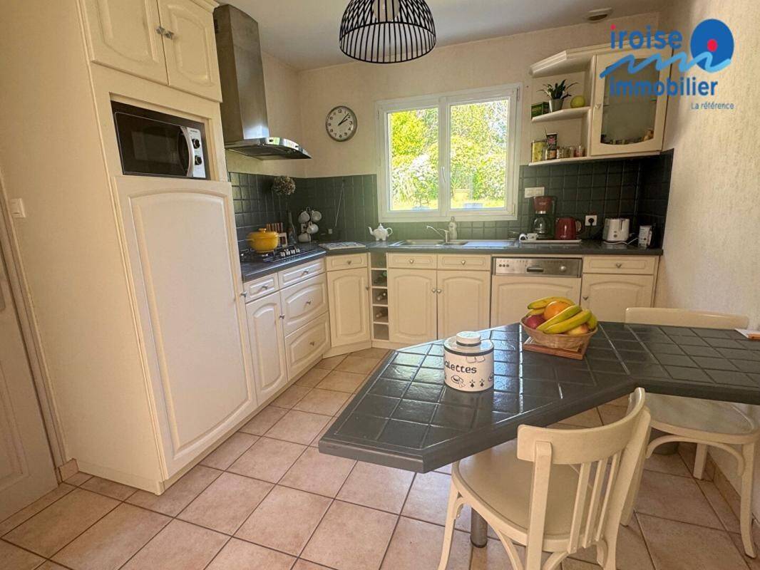 Maison à vendre, 138m², PLOUGONVELIN
