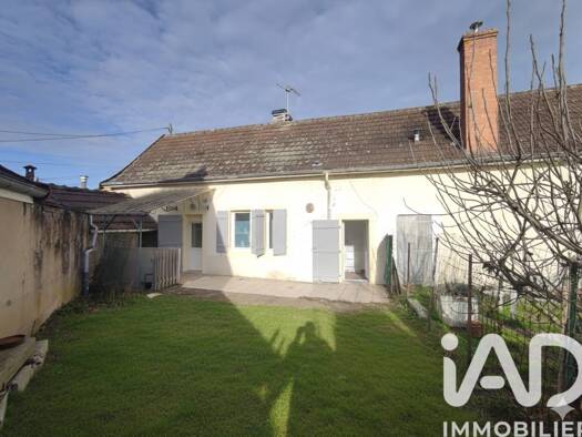 Maison de ville à vendre 69 000 € 7 pièces 3 chambres 82 m² 749 m² de terrain Périphérique Bourbon-Lancy 71140