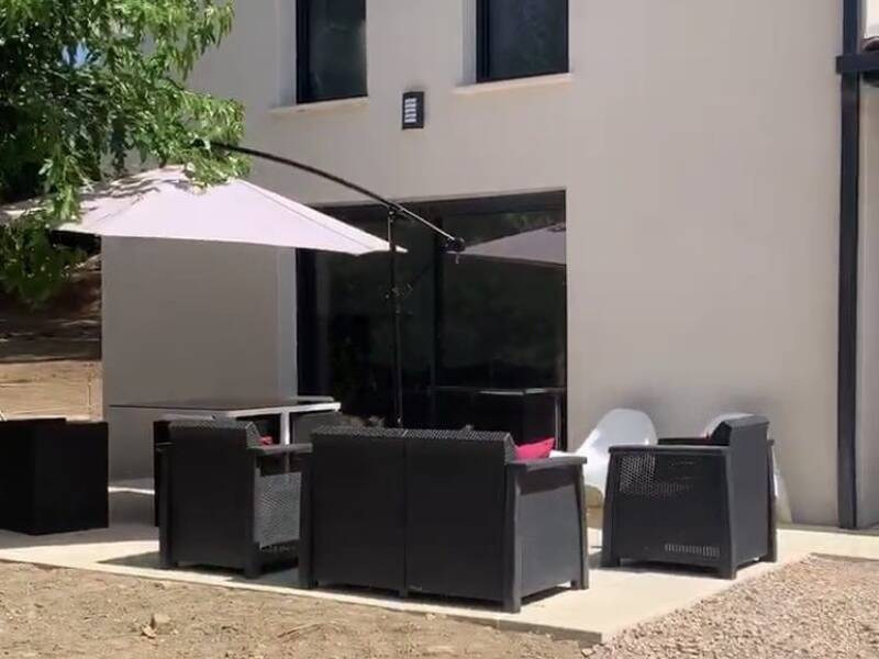 Maison à louer, 142m², SAINT CLEMENT DE RIVIERE