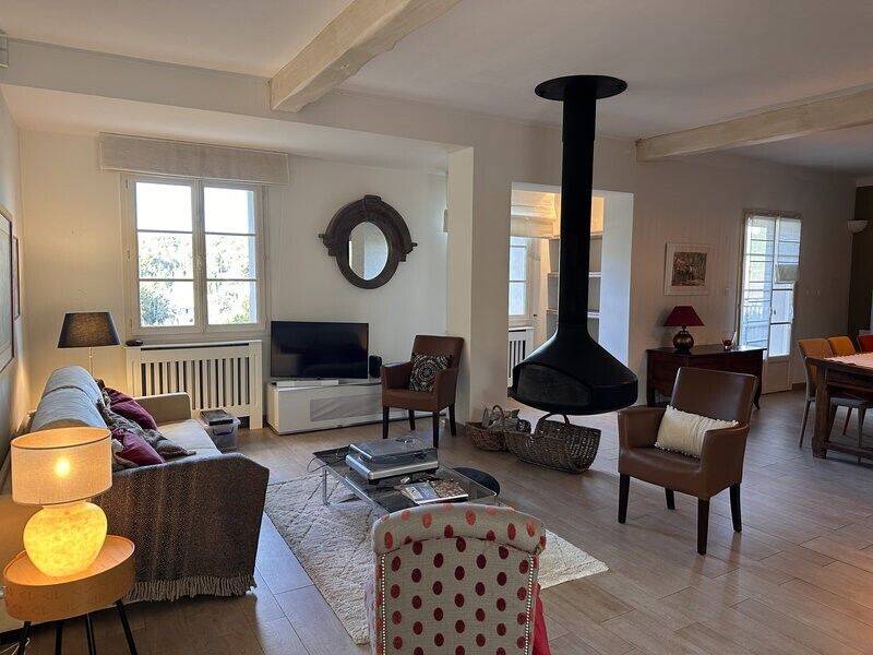 Maison à louer, 167m², VENTABREN