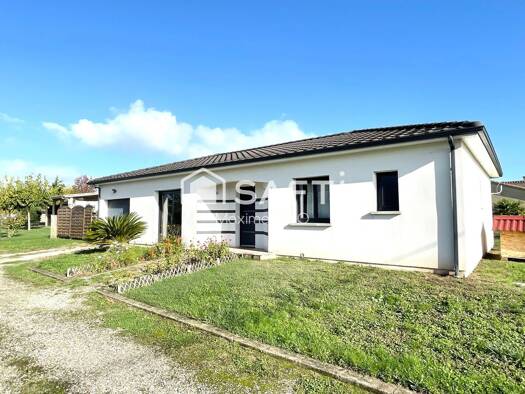 Maison de plain-pied à vendre 185 000 € 4 pièces 3 chambres 94 m² 877 m² de terrain Fauguerolles 47400