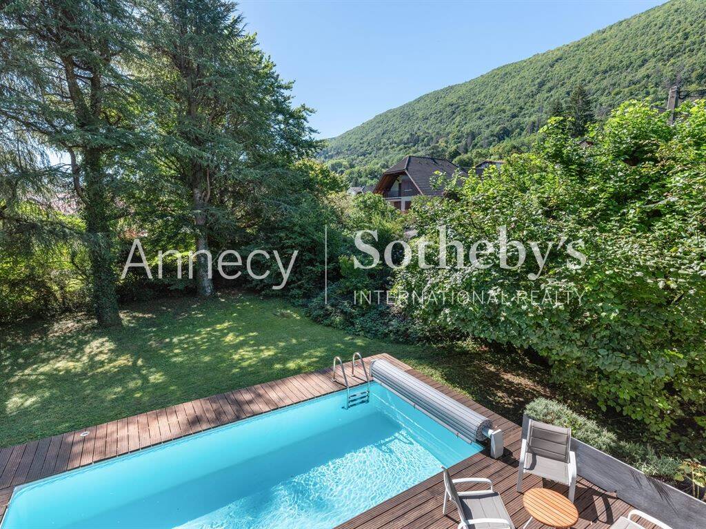 Maison à vendre, 380m², SEVRIER