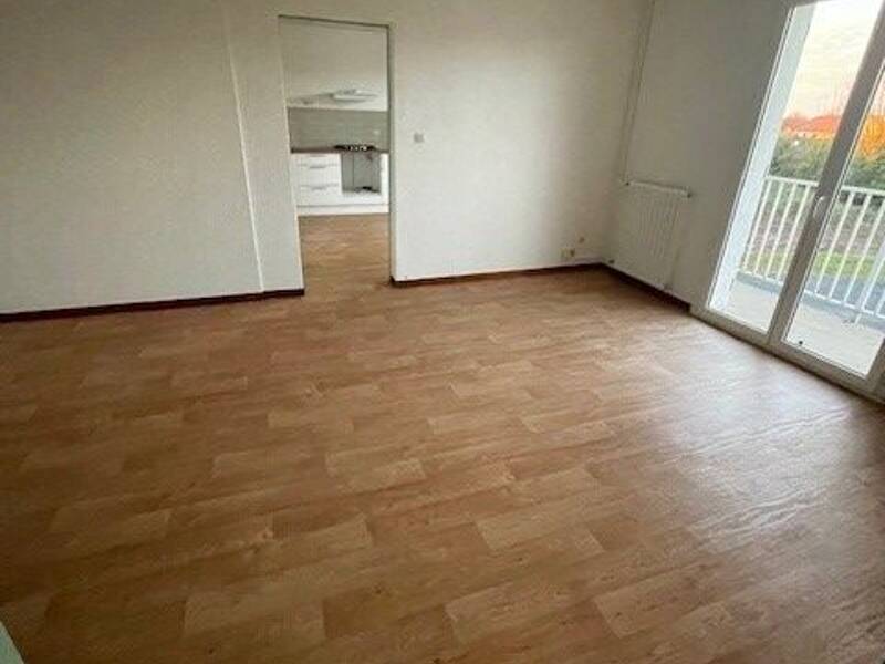 Maison à louer, 60m², DOMERAT