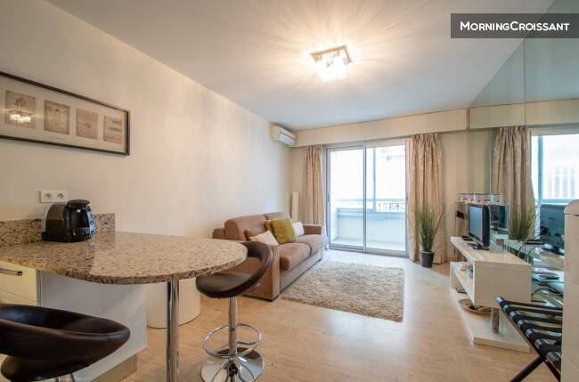 Maison à louer, 28m², CANNES