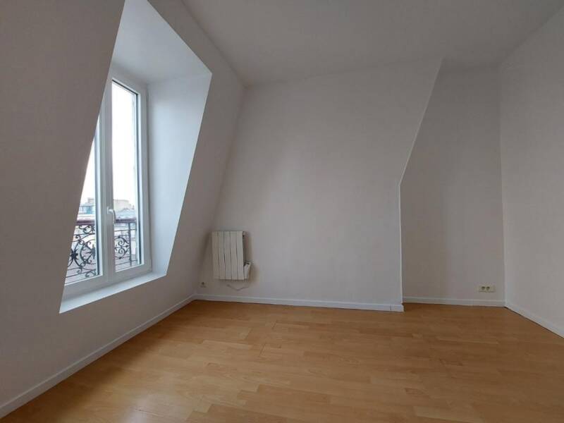 Maison à louer, 37m², PARIS 18E