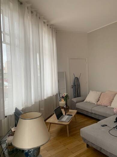 Appartement à louer 465 € 2 pièces 1 chambre 47 m² RDC Le Centre-Gare Roanne 42300