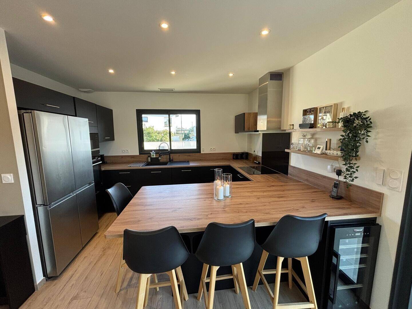 Maison à vendre, 130m², VIC LA GARDIOLE