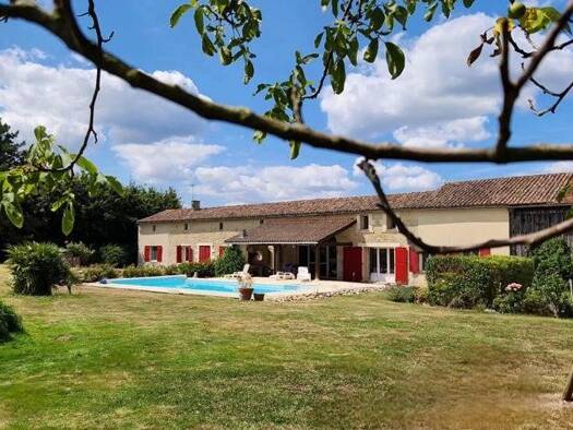 Maison à vendre 340 000 € 11 pièces 8 chambres 250 m² 10 945 m² de terrain La Réole 33190