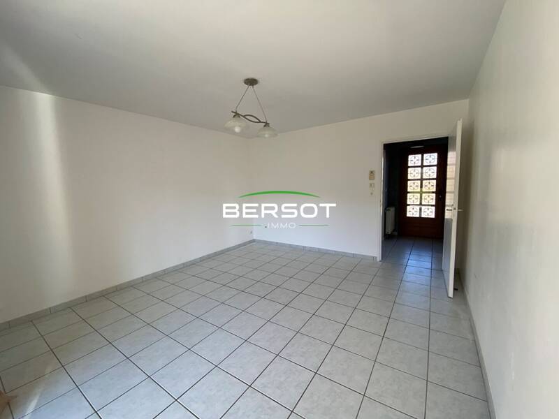 Maison à louer, 67m², VAIVRE ET MONTOILLE