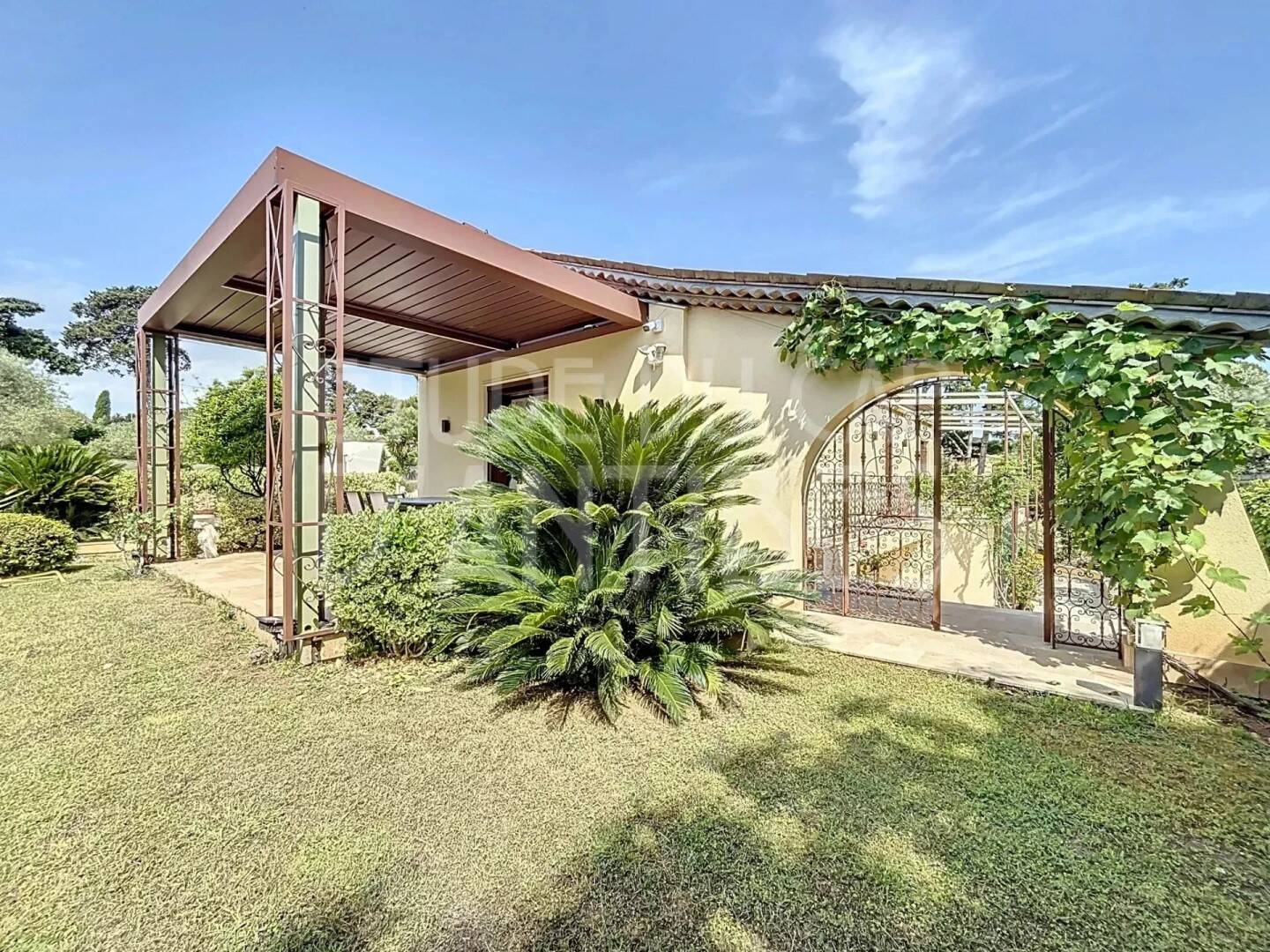 Maison à vendre, 227m², ANTIBES