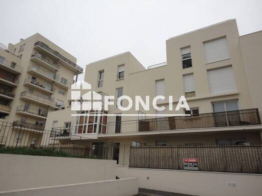 Appartement à louer 930 € 2 pièces 1 chambre 42,6 m² RDC Touleuses-Bocages Cergy 95000